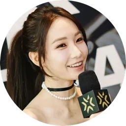 Jenn Lee